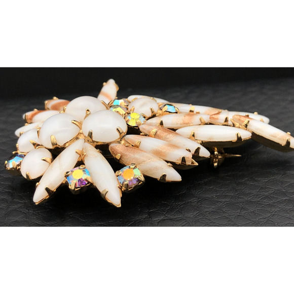 Vintage Brooch Milk Glass Goldstone Givre Navette AB Aurora Borealis Spray Pin - Picture 7 of 10